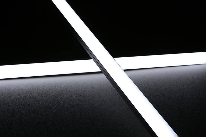 Double-Line COB LED-Leiste flach Slim-Line MAX diffus – tageslichtweiß 6300 K – CRI91 24V DC 180° – 600x LED Chips 24,5 W – 2253 lm/m