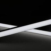 Triple Line RGBW LED-Leiste Connect Pro – diffus – 70x mehrfarbige 5050 RGB LEDs & 140x weiße 2835 CRI90+ LEDs je Meter – 120° 24V DC