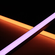 Triple Line RGBWW LED-Leiste Connect Pro – diffus – 70x mehrfarbige 5050 RGB LEDs & 140x warmweiße 2835 CRI90+ LEDs je Meter – 120° 24V DC