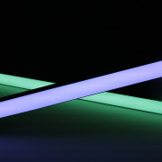 Triple Line RGBW LED-Leiste Connect Pro – BAUSATZ – diffus – 70x mehrfarbige 5050 RGB LEDs & 140x weiße 2835 CRI90+ LEDs je Meter – 120° 24V DC
