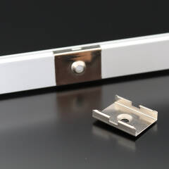 COB LED-Leiste "Out-Line IP54" wasserdicht | diffus dimmbar | warmweiß 2700K | CRI92 24VDC 180° | Maßanfertigung in Länge 149 cm | 776x COB LEDs | 1724 Lumen | 18,4 Watt |