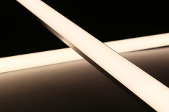 230V LED-Lichtleiste 4 m IP65 – neutralweiß 4100 K diffus – Bausatz in Länge 402cm – 480 × 2835 LEDs – 7360 Lumen – 65 W