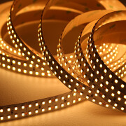 LED-Streifen PRO-LINE zweireihig 24V 120° – warmweiß 2700 K – 320 × 2835 LEDs 31 W 4770 lm/m