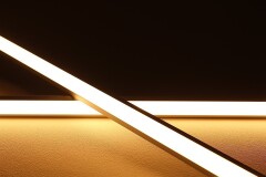 LED Eck Leuchte 45° Connect Pro mit Double-Line COB LED Streifen – diffus dimmbar – warmweiß 3000 K – CRI92 24V DC 180° – 600x LED Chips 24,83 W – 2079 lm/m