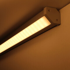 Twin Line CCT LED Unterbauleuchten BAUSATZ Connect Pro – diffus – 320 × 2835 LEDs – 2 × 14 W je Meter – Farbtemperatur einstellbar zwischen 2700 K-6700 K – CRI 90+ 24V DC 120°