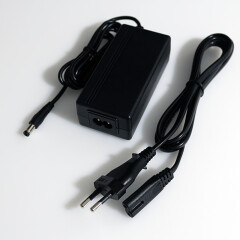 LED Tischnetzteil – 24V DC 1.5A 36Watt