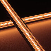 24V Eckleiste Corner transparent – ultra-warmweiß mit 2000 Kelvin – 240 × 2835 LEDs – 19 W – 1976 lm/m