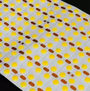 LED-Flächenlicht auf Rolle 24V – COB LED-Folie ONE flexibel | Flex LED-Sheet | Warmweiß CRI92 | nach Maß in Breite 12 cm – Länge 1 cm – 0,1 Watt – 7 Lumen – 12 LEDs