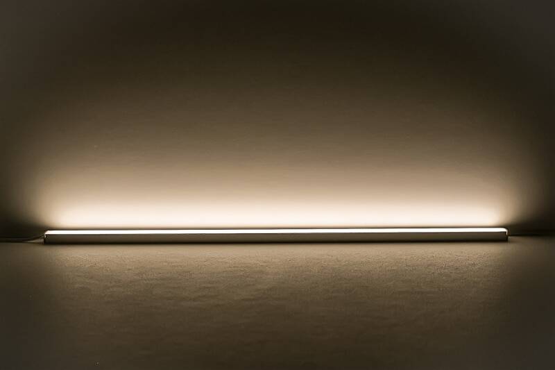 COB LED-Leuchte 230V – Lineare LED-Leiste CONNECT | Diffus dimmbar | Neutralweiß | 150° IP54