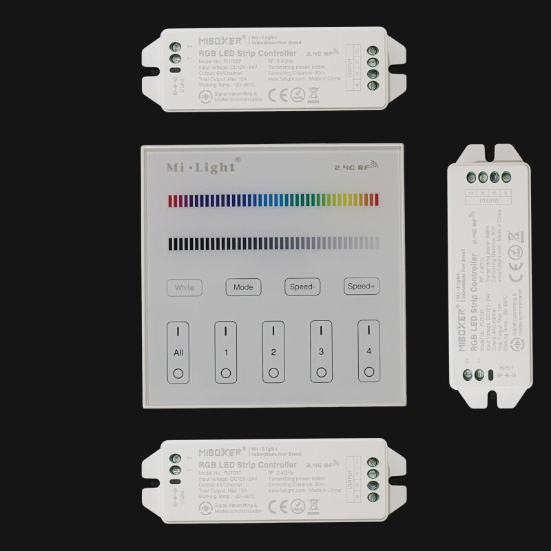 3 Zonen ( 3 Controller & 1 Touch-Panel )
