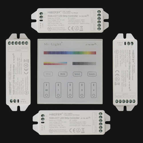 4 Zonen ( 4 Controller & 1 Touch-Panel )